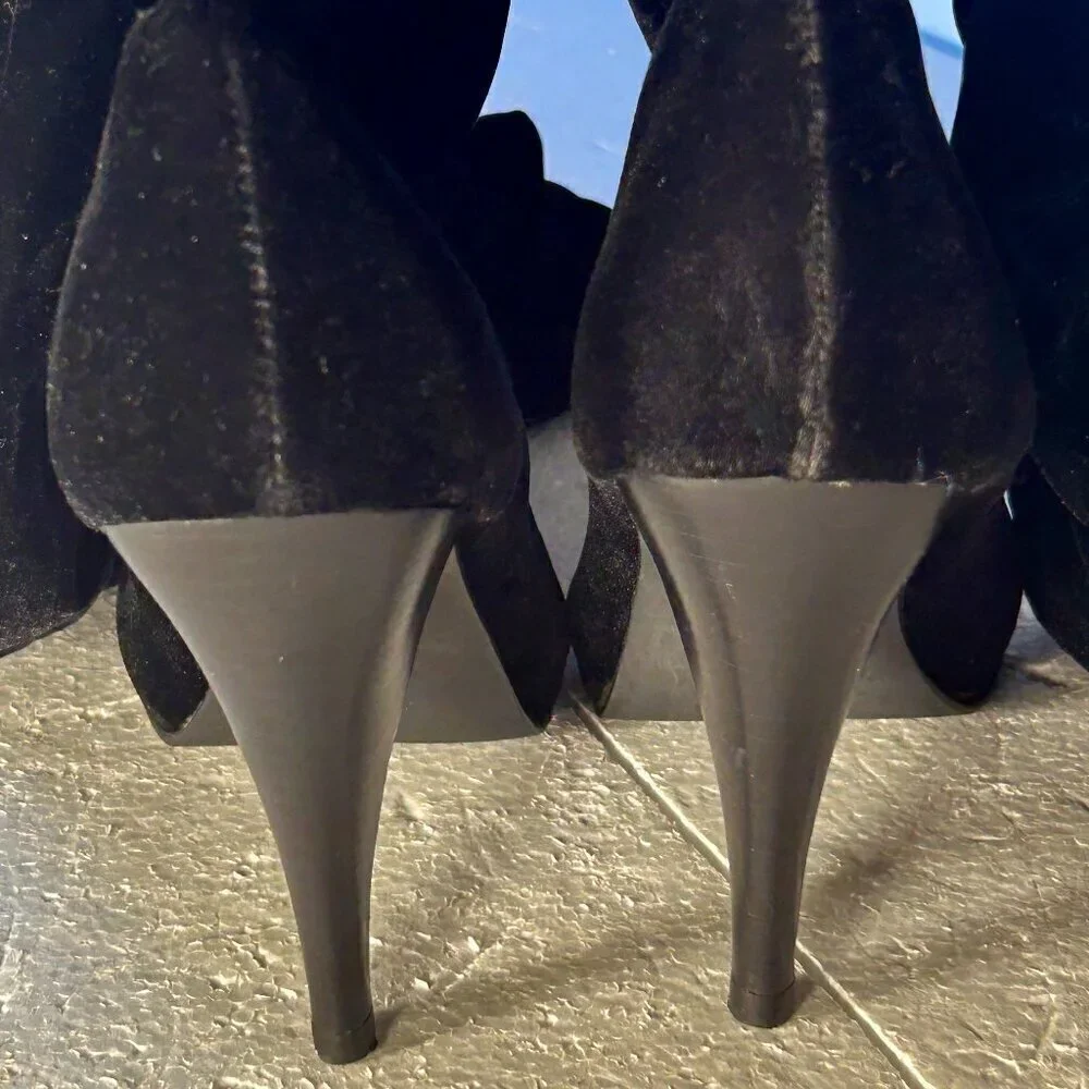 Mia SZ 6.5  Black Vegan Suede Over the knee boots Timeless Staple Sexy Retro